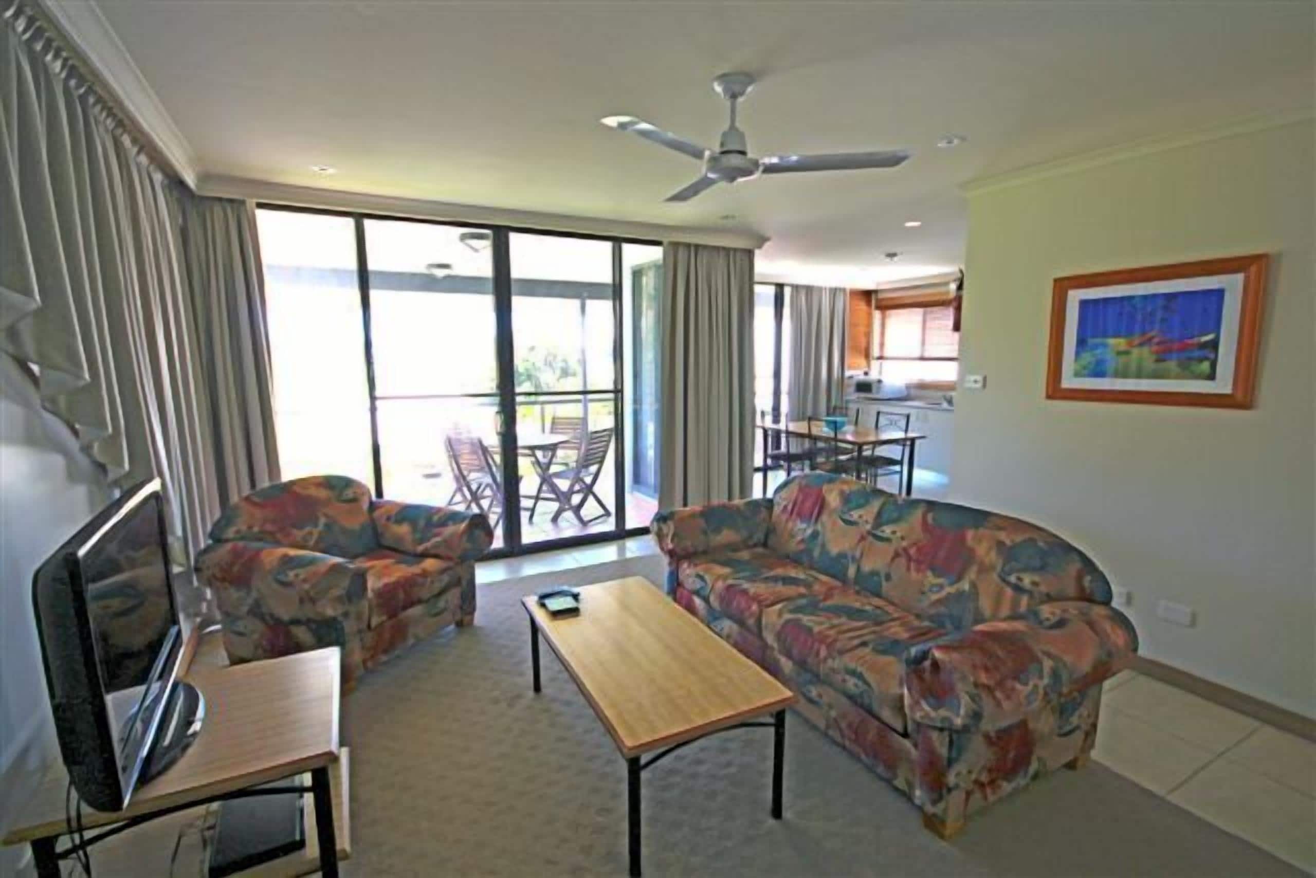 Riverside Holiday Resort  - Upstairs unit