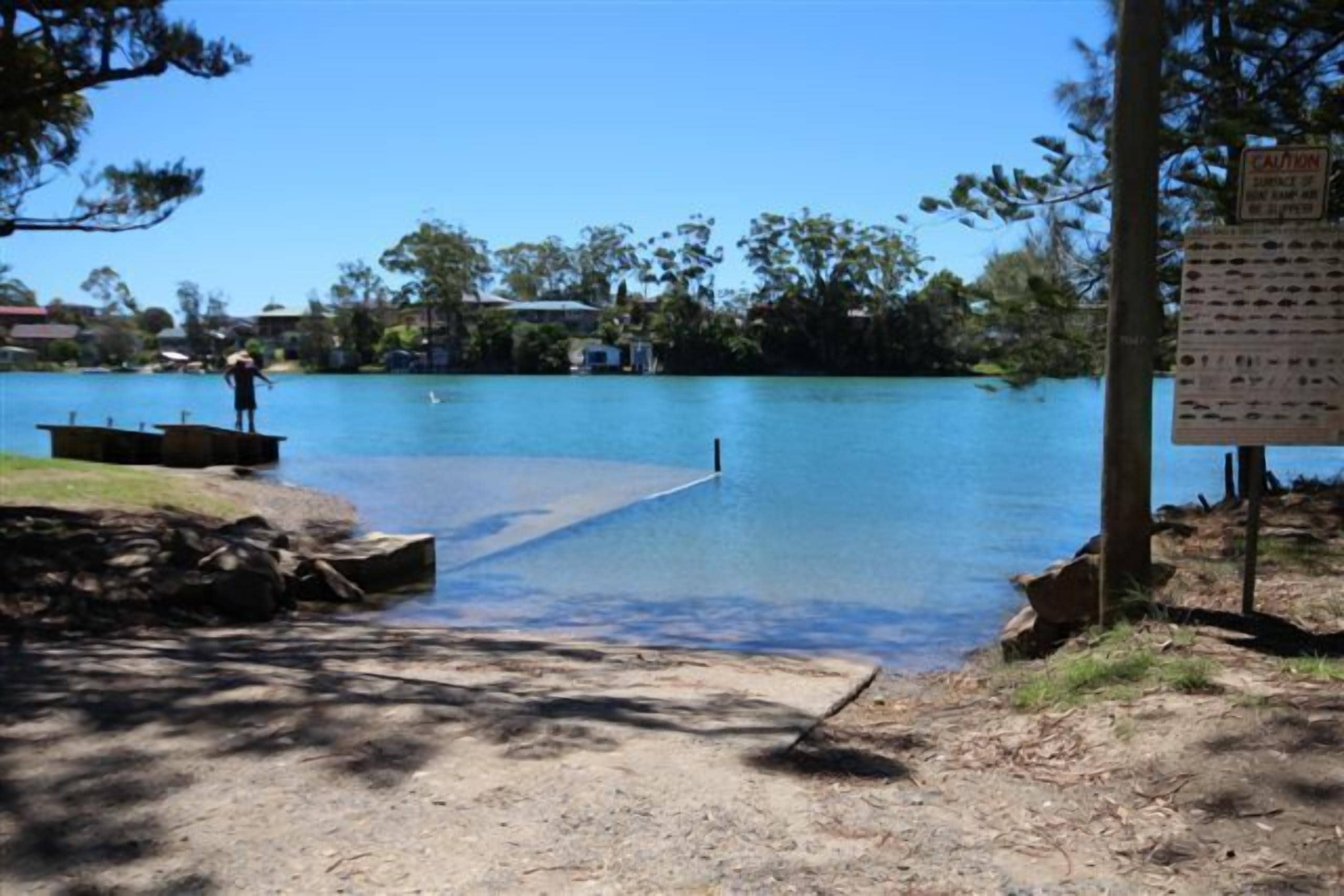 Riverside Holiday Resort - Upstairs unit