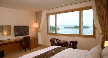 Narsha Hotel