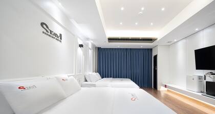 Stay Hotel
