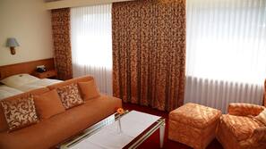 2 bedrooms, minibar, free WiFi, linens