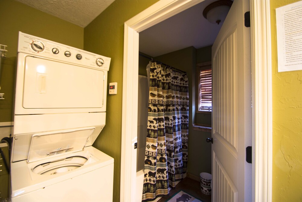Luxurious Cabin With Private Niangua River Access & View ...