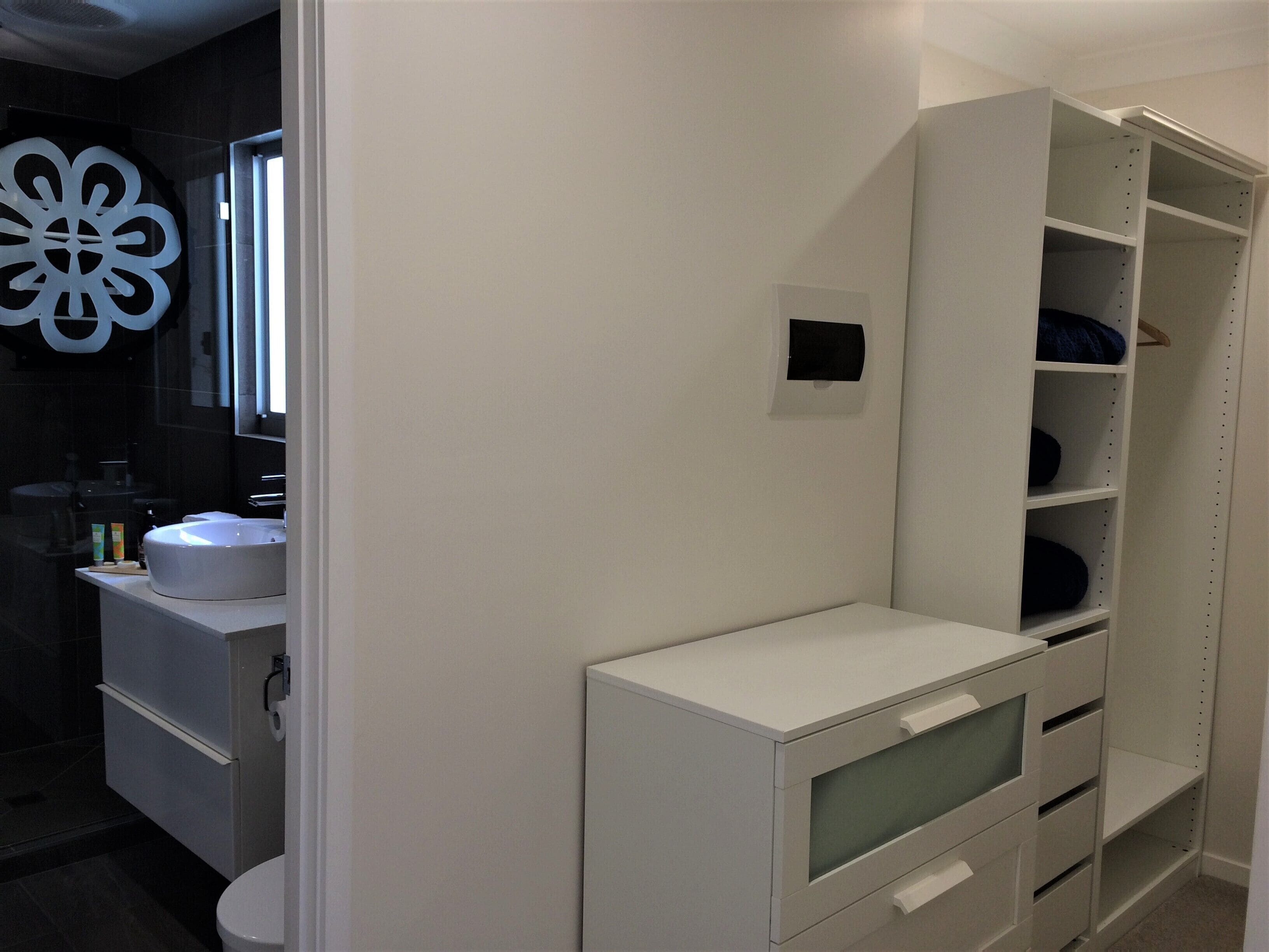 "On Burgum Pond" Guesthouse - Serenity in Nature