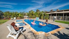 2 outdoor pools