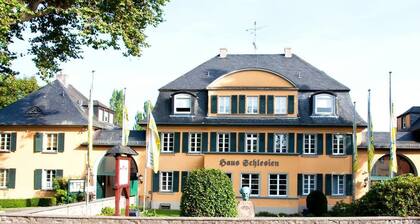 Haus Schlesien