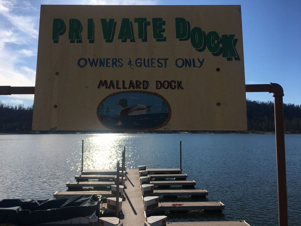 Spectacular Home in Bass Lake, Caa Mountain Lake Community Near