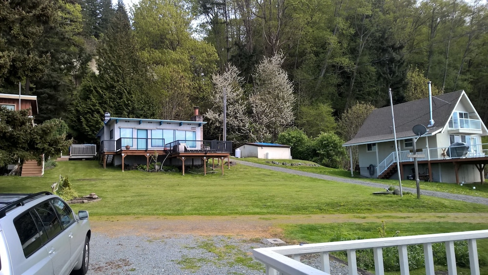 McKees Beach house located on one of the nicest beaches on Port Susan Bay. in Stanwood Best