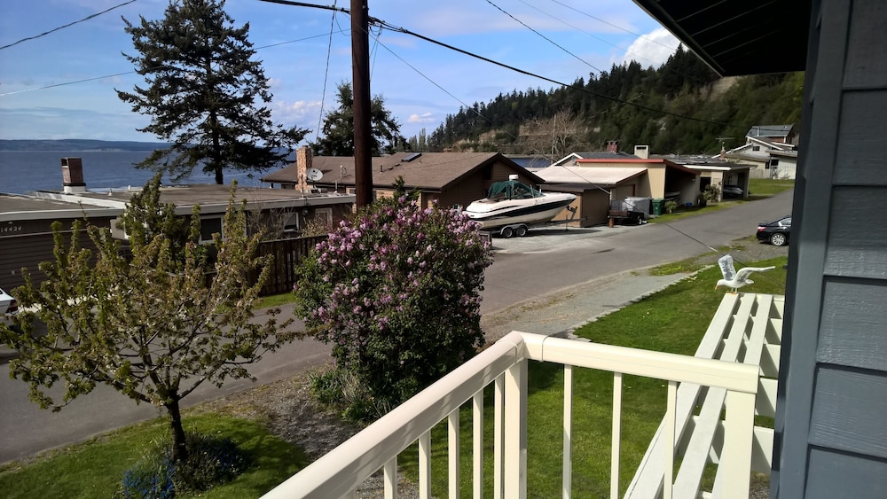 McKees Beach house located on one of the nicest beaches on Port Susan Bay. in Stanwood Best