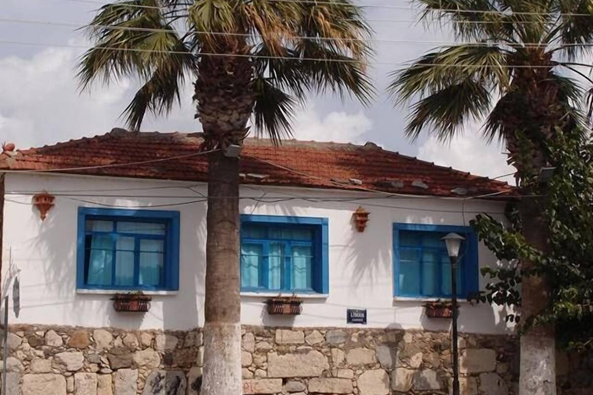 Mavi Beyaz Pansiyon 2021 Room Prices Deals Reviews Expedia Com