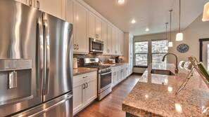 Oven, coffee/tea maker, toaster