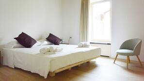Cortinas opacas, wifi gratis, ropa de cama y acceso en silla de ruedas