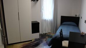 Minibar, cassaforte in camera, tende oscuranti, Wi-Fi gratuito