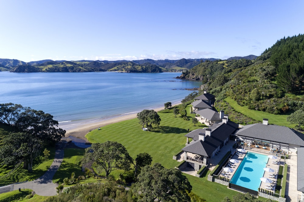 Helena Bay Lodge in Helena Bay, New Zealand