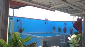 Seasonal outdoor pool, pool umbrellas, sun loungers