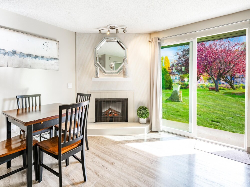 Cabana Club 103 1 Bedroom Condo in Blaine Best Rates & Deals on Orbitz