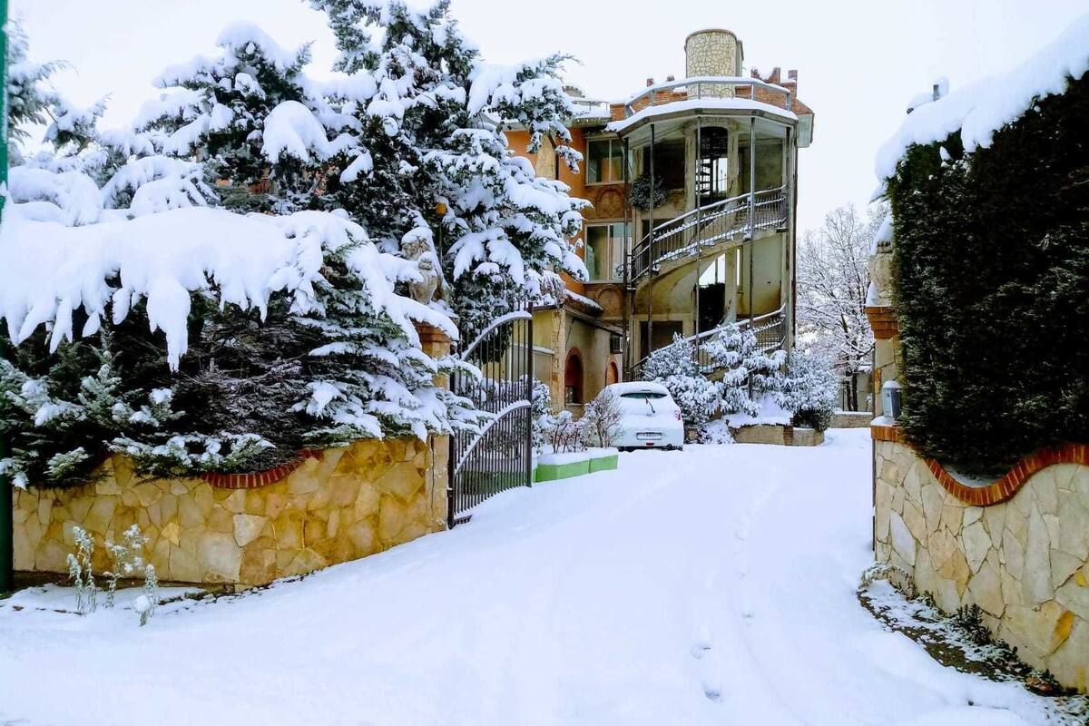 Parco Sogni D Oro Montella Italia Expedia It