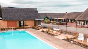 Seasonal outdoor pool, sun loungers