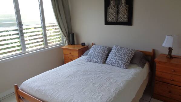 1 bedroom, iron/ironing board, Internet, linens