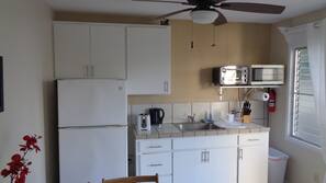 Fridge, microwave, coffee/tea maker, toaster
