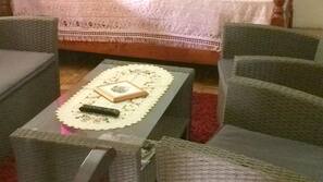 2 bedrooms, free WiFi