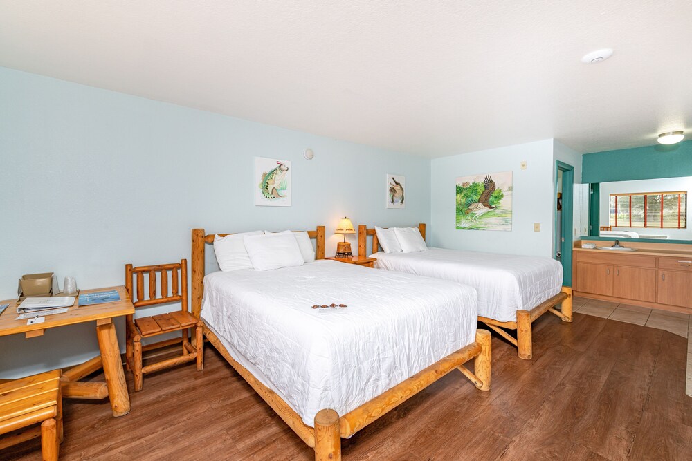 Camp Mack, a Guy Harvey Lodge, Marina & RV Resort in Lake Wales Best Rates & Deals on Orbitz