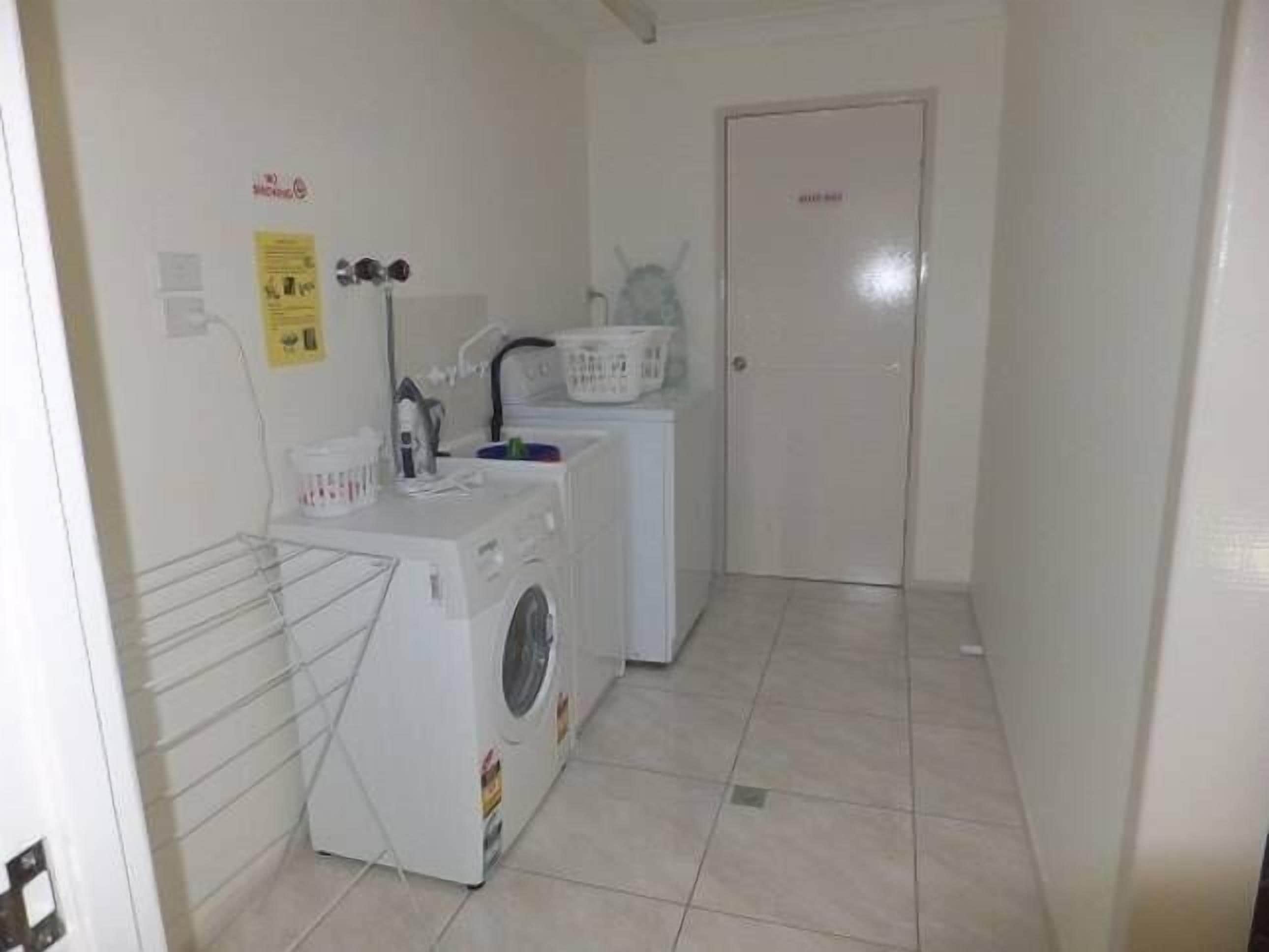 Caboolture 4.5 Star Holiday Home at the Gateway to the Sunshine Coast in Qld