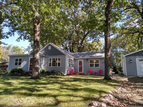 Best West Okoboji Cottages For 2020 Find Cheap 70 Cottage