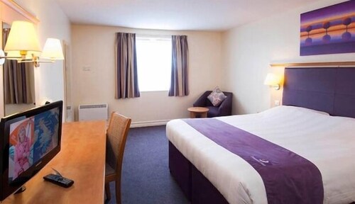 Premier Inn Edinburgh East In Edinburgh United Kingdom Expedia
