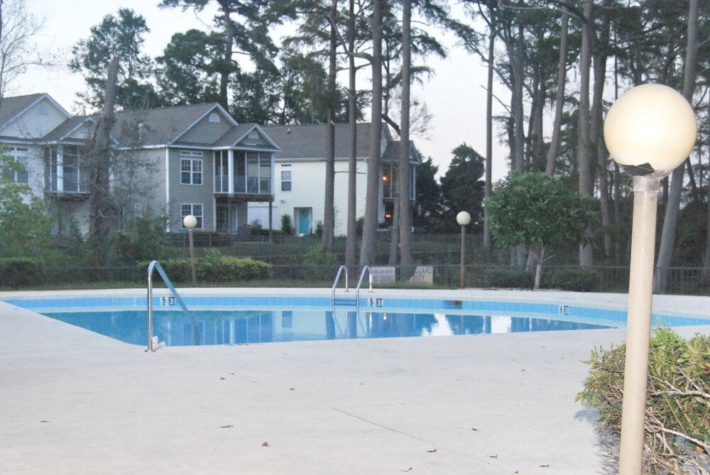 Cottages At Tilghman Beach Unit 15 4 Bedroom Home In North Myrtle