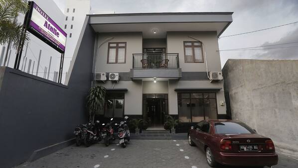 Foto Utama