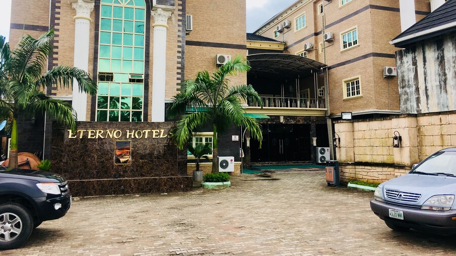 Eterno Hotels Limited