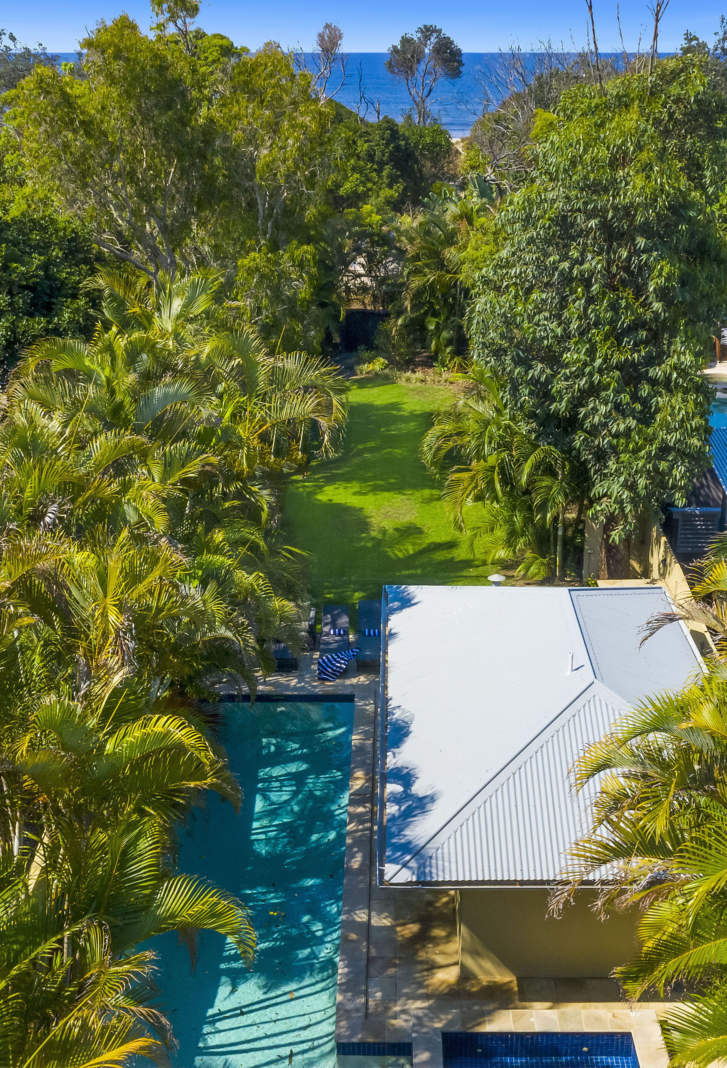 The Byron Beach House- Ultimate Luxury in a Perfect Location-1 min to Main Beach