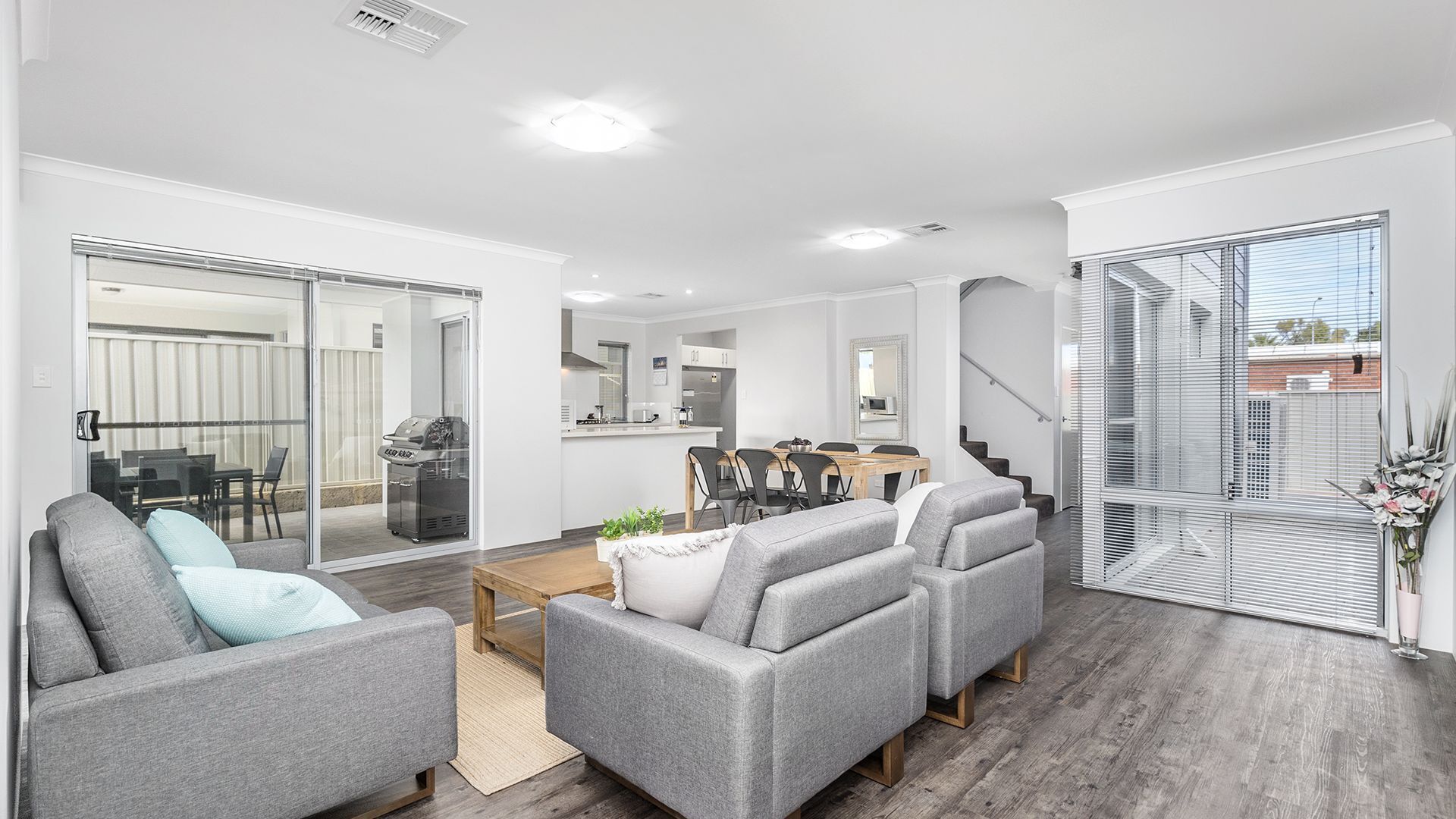 Luxury Beach House Across From Beach