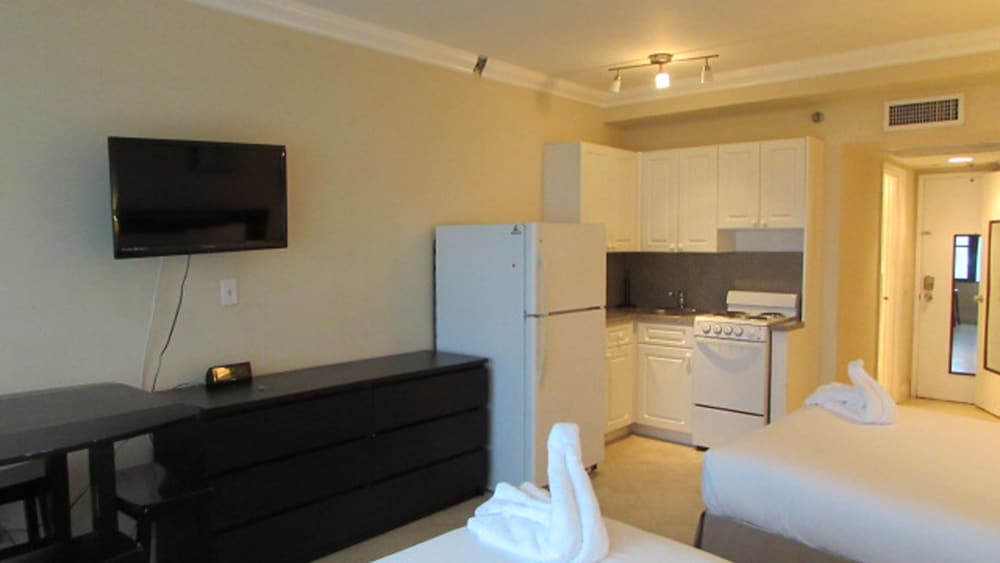 Casablanca Miami Beach