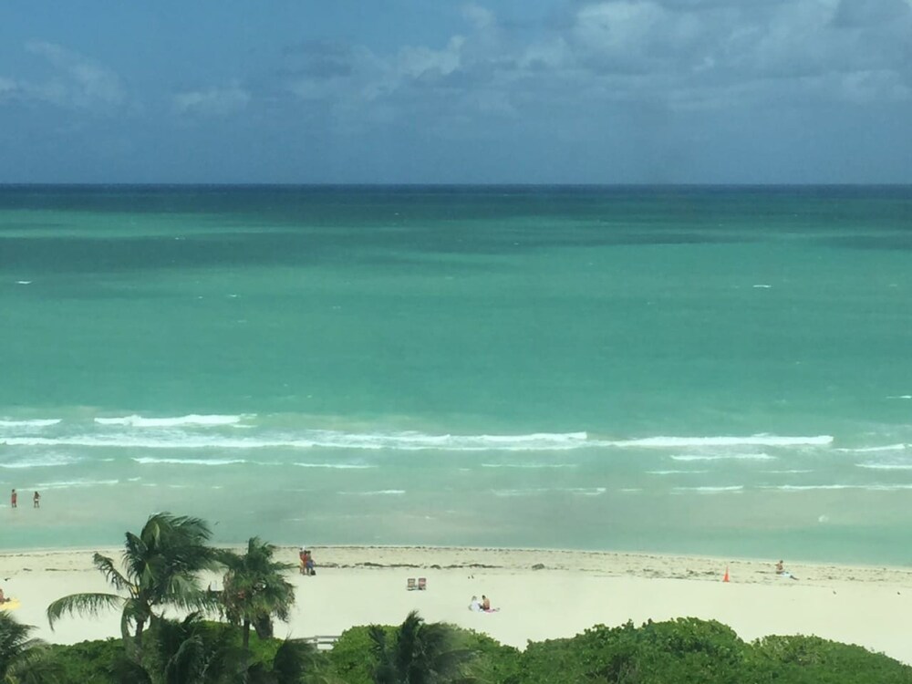 Casablanca Miami Beach