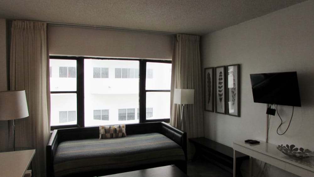 Casablanca Miami Beach