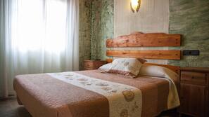 4 bedrooms, blackout curtains, iron/ironing board, free cots/infant beds