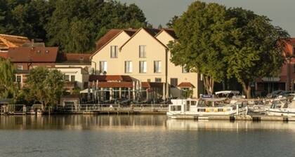 Hotel & Restaurant Müritzterrasse