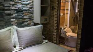 Individually decorated, individually furnished, free WiFi, linens