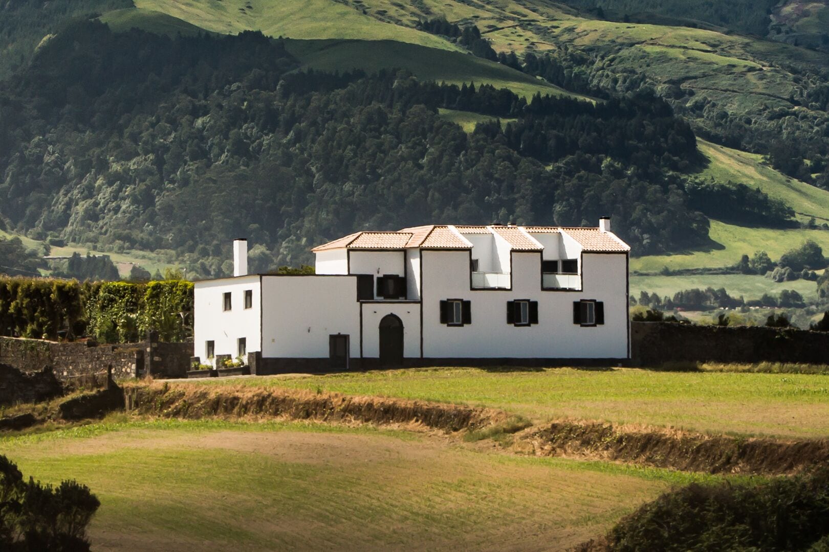 Quiet Secluded and yet Central, the Perfect Family Holiday in Ribeira Grande in Ribeira Grande, Portugal