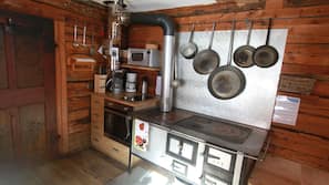 Kühlschrank, Mikrowelle, Ofen, Herd
