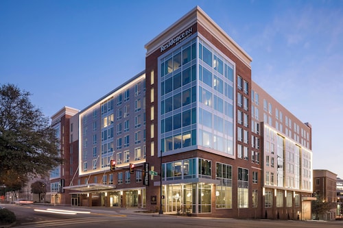 downtown greenville hotels on river