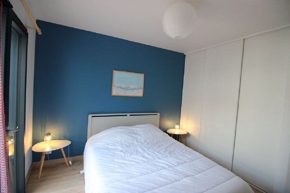 VILLA 8 PEOPLE IDEAL LOCATION BEACH WIFI WOODEN BEACH ILE DE RE Le BoisPlageen