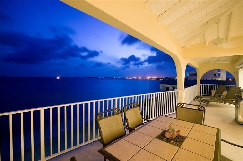 The Penthouse At La Siesta 3br3ba Condo Still Available 2