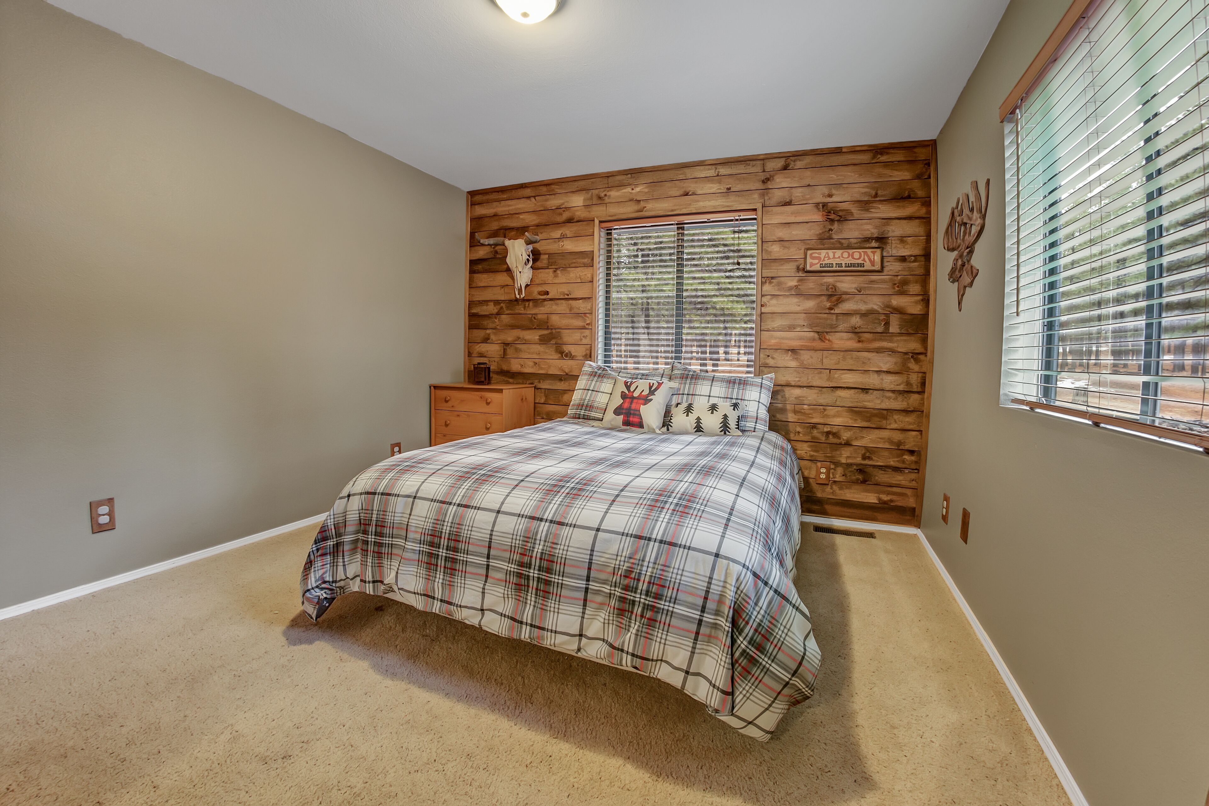 Spring on up to a secluded Flagstaff cabin! in Parks, United States