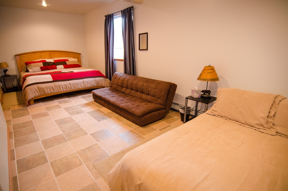 Kodiak, Alaska Executive Home Kodiak Vrbo