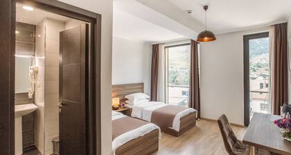 Mount Inn Kazbegi