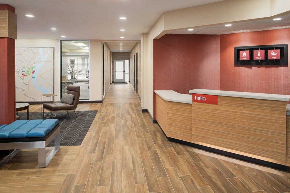 Towneplace Suites By Marriott Dubuque Downtown Dubuque