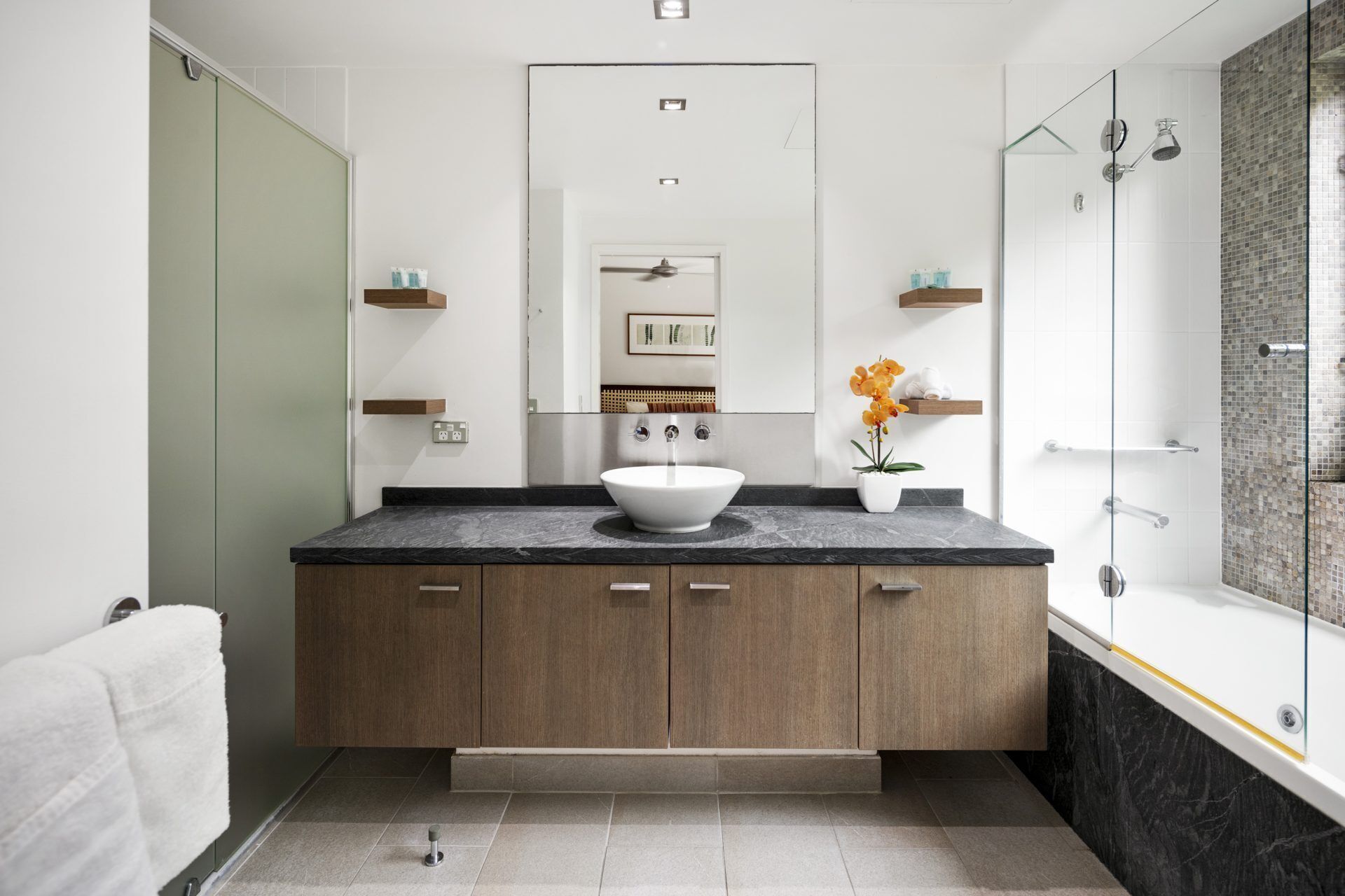 Good Times AND TAN Lines Sea Temple Spa Studio 220 Three Resort Pools Seconds From Beach