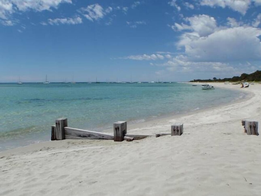 Geographe Bay Rd - Unique Getaway Between The Beach and Toby's Inlet - Quindalup